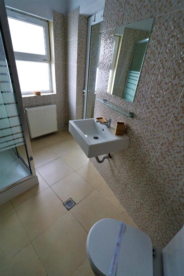 Athenee Palace Apartment - Panoramic View Terrace & Balcony - Free Minibar Букурещ Екстериор снимка