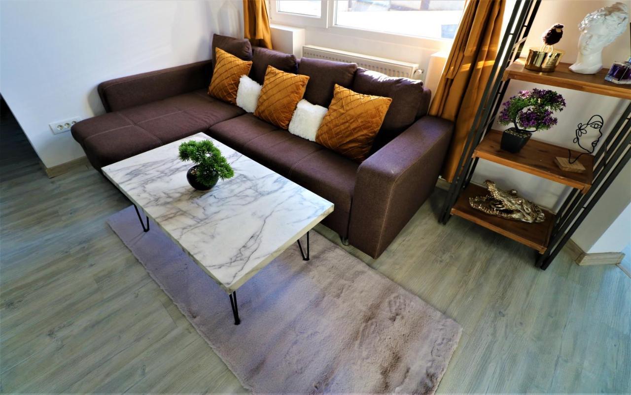 Athenee Palace Apartment - Panoramic View Terrace & Balcony - Free Minibar Букурещ Екстериор снимка